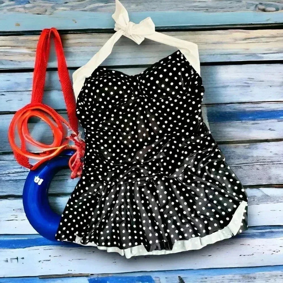Chaps Other - Chaps polka dot halter bathing suit 16W